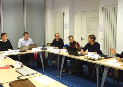 En formation